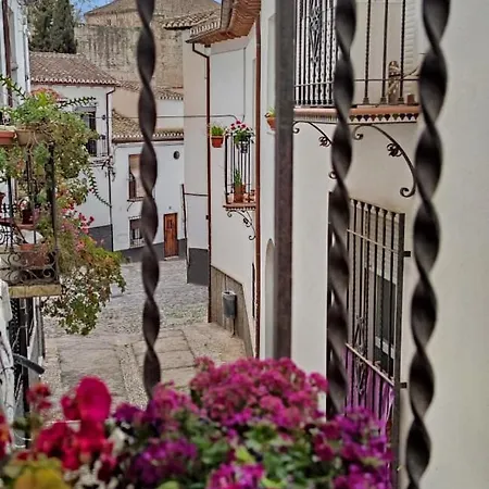 Banos Del Agua Vakantiehuis Granada